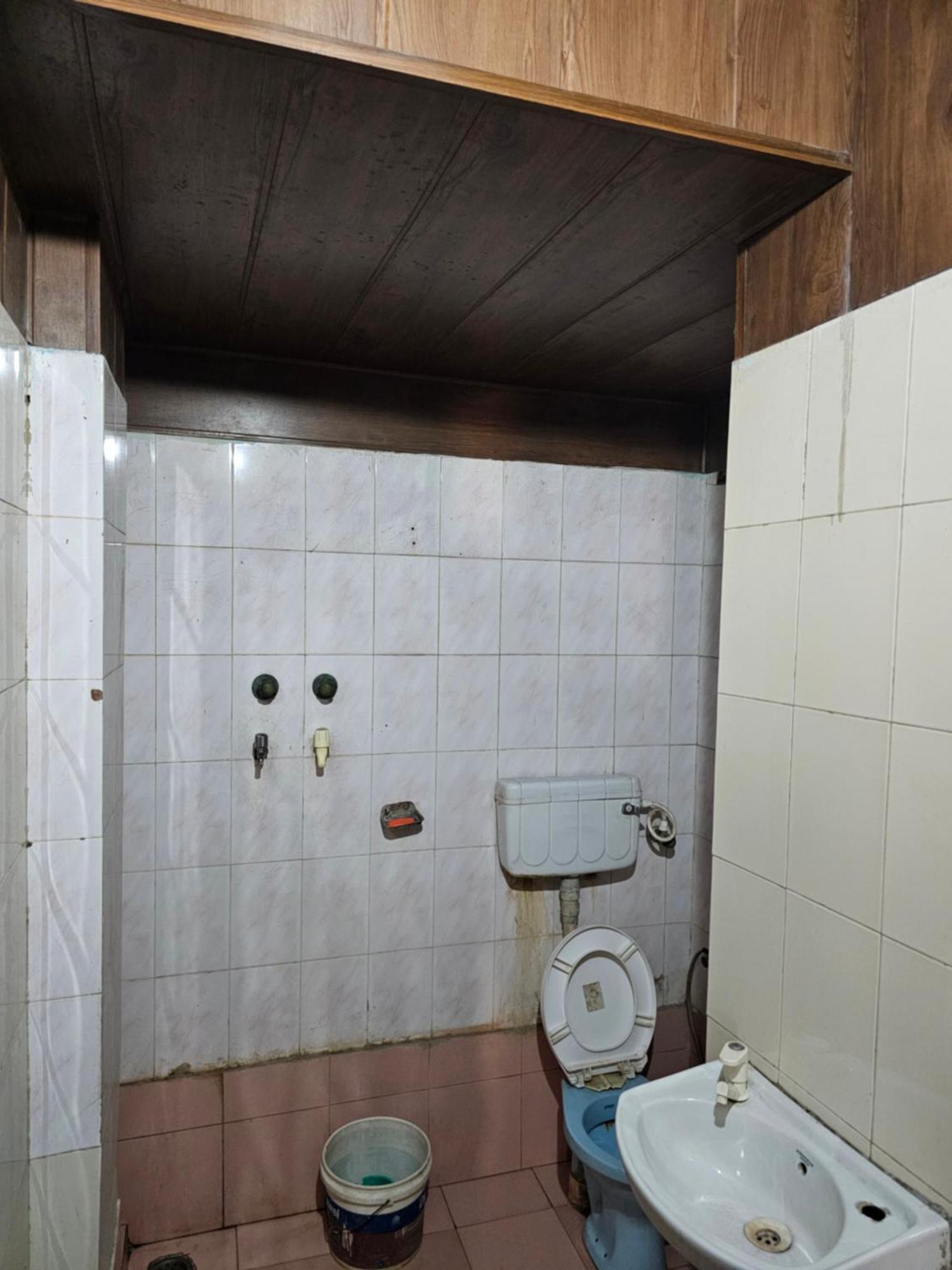 Subhadra Guest House Матура Стая снимка